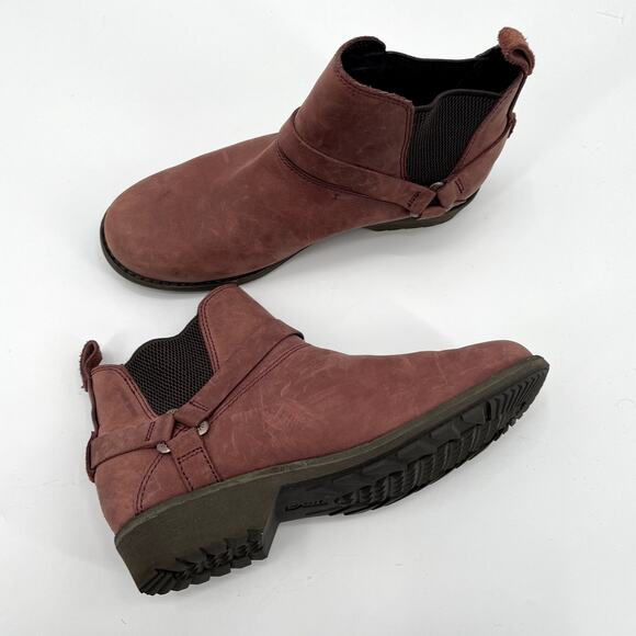 Teva Booties // De La Vina Dos Chelsea Boot in Redwood // 6.5 - Picture 7 of 12